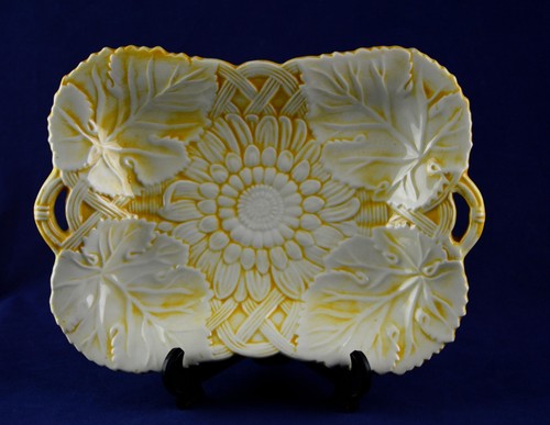 Vtg floral leaf yellow salad - floral,