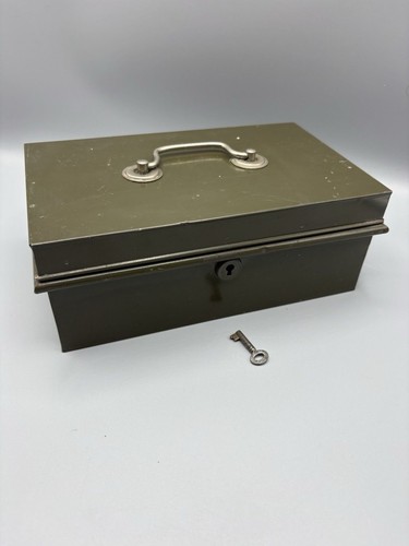 Vintage green metal - vintage,