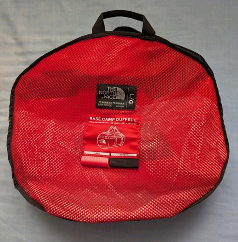 The north face base - face,