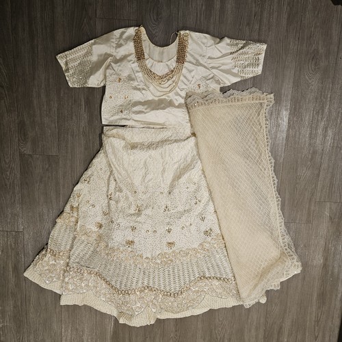 Falaknur boutique cream - boutique, &