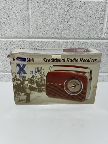 Bush tr82 antique radio wood - antique,