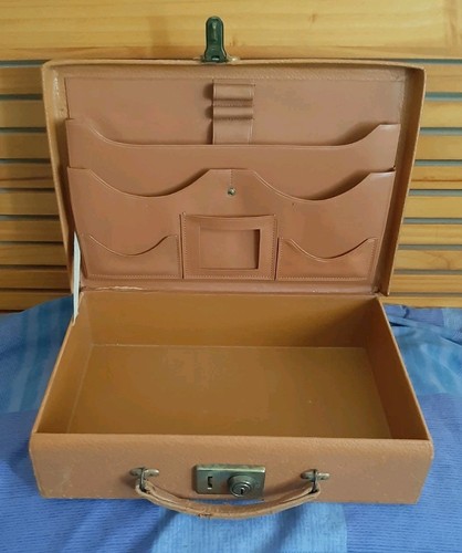 Vintage tan leather travelling - tan,