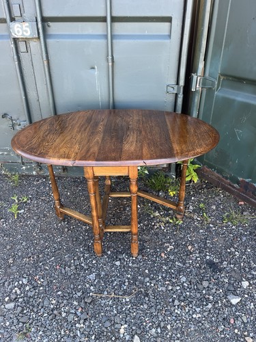 Solid oak foldable table - solid,
