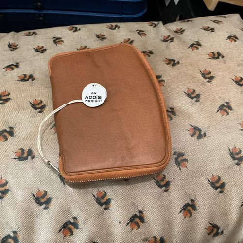 Vintage addis gentleman - vintage, gentleman’s