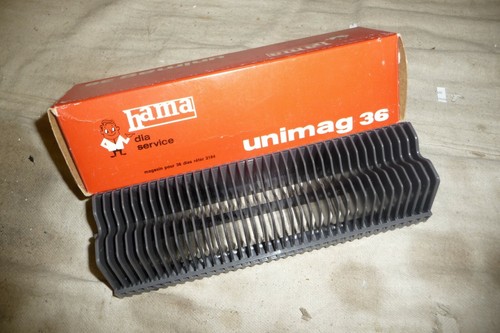 Slide projector tray cassette