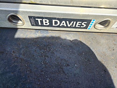 Davies extension ladder - davies,