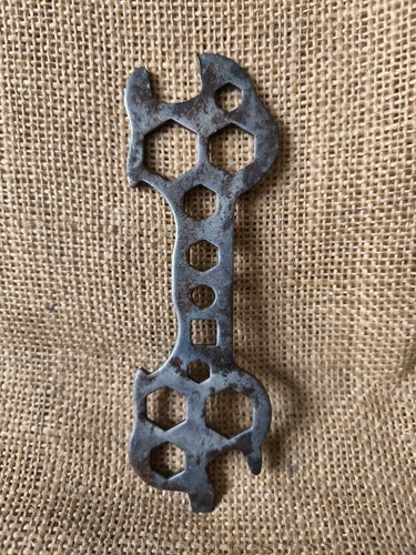 Vintage flat plate multi - flat,