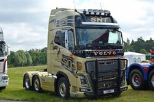 Truck Photo 12x8 - Volvo