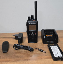 Motorola MTP3500 TETRA radio 350-470 MHz with handheld microphone bluetooth