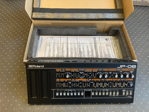 Roland boutique series 08 - roland,