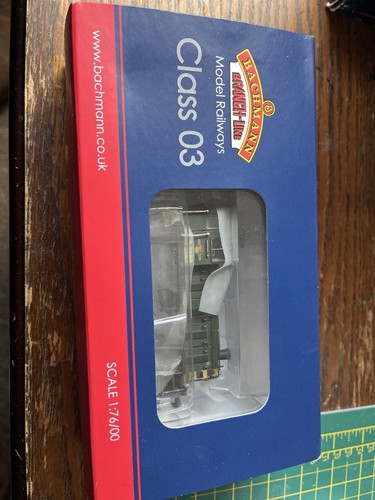 Class diesel shunter d2011 - diesel,