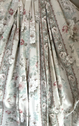 Lovely huge vintage cottage - huge,