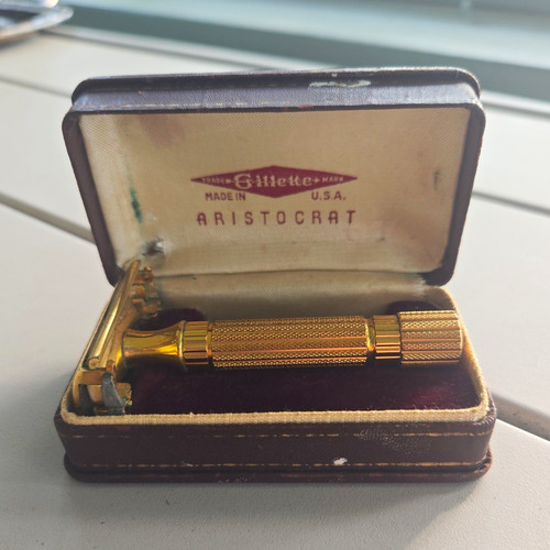 Gillette aristocrat gold tone - gillette,