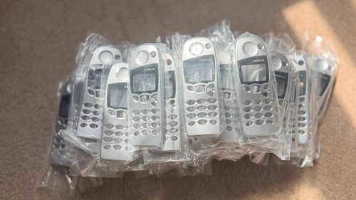 Silver fascia for nokia - 50,