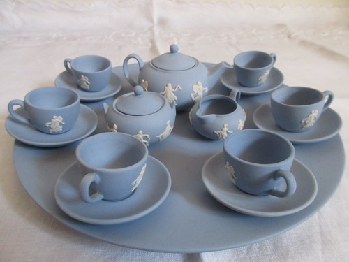 Wedgwood blue jasperware - wedgwood,