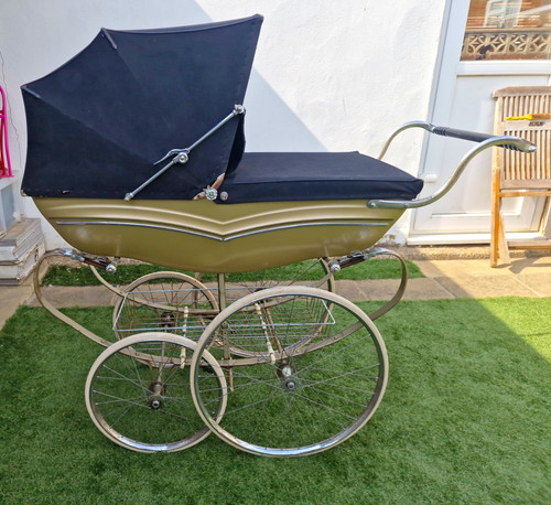 Vintage wilson mulliner pram - vintage,