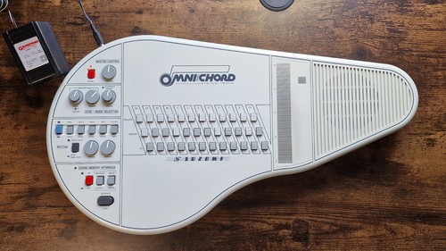 Suzuki omnichord system - om-84,