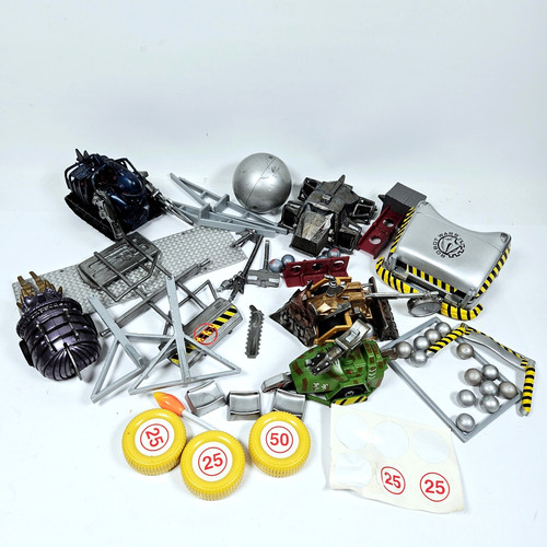 Robot wars toy bundle - toy,