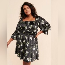 NWOT HUTCH VELVET MINI FLORAL DRESS