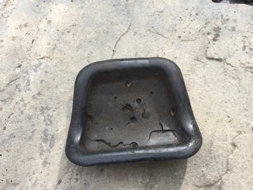 Fiat x19 fuel tank rubber - x1/9,