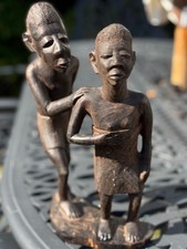 VINTAGE WOODEN HAND CARVED