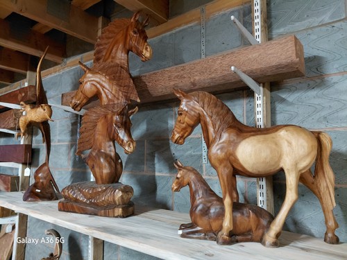 Very large wooden - very,