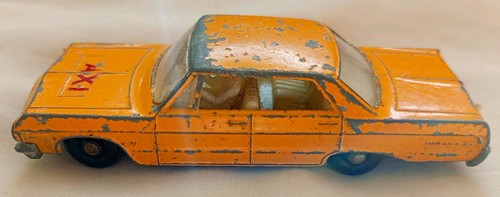 Matchbox chevrolet impala taxi - matchbox,