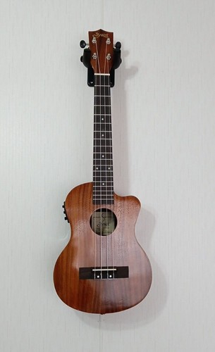 Yairi electric ukulele tenor - electric,