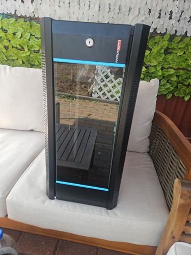 450 wall mounted - wall-mounted, server