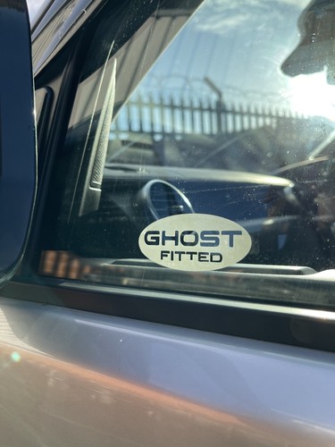 Ghost fitted style window - style,