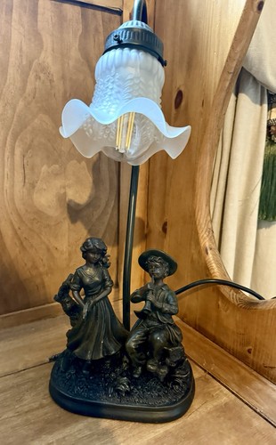 Widdop bingham figurine table - figurine,