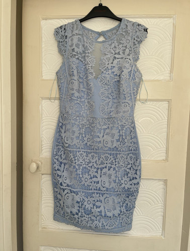 Lipsy london blue lace floral - london,