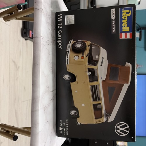Revell 07676 camper 1 24 - 07676, 1:24
