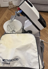 VINTAGE KENWOOD CHEF A901 White  Working with Attachments And Cover 1976 Onward