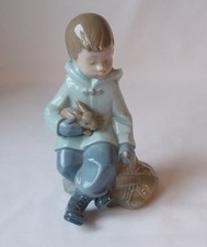 NAO BY LLADRO BOY WITH RABBIT