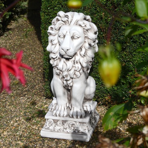 Royal lion resin - royal, garden