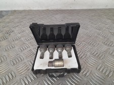 Vauxhall Astra h Locking Wheel