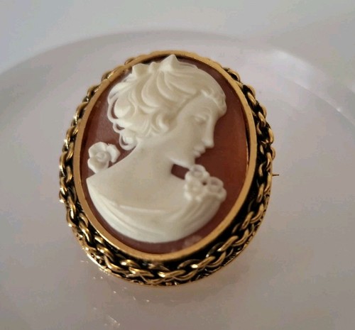 Vintage large gold - gold, tone