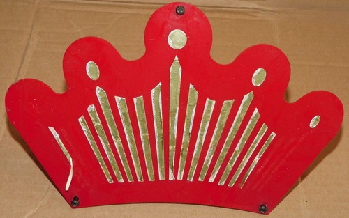 Budweiser plastic crown - budweiser,