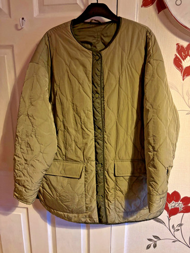 Worn once primark reversible - /,