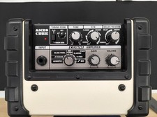 ROLAND Micro Cube N225 Compact Guitar Amplifier – Used – Good Condition