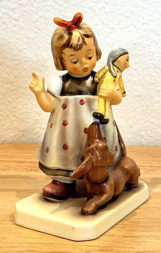 Hummel goebel behave girl dog - hummel,