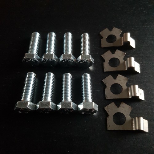 Anti roll bar - locking, tabs