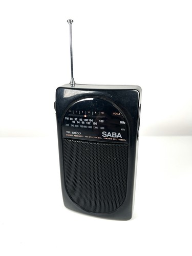Saba tr5907 portable fm - tr5907, am/fm