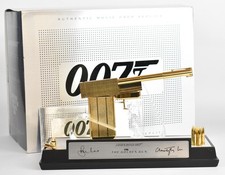 JAMES BOND 007 Golden Gun