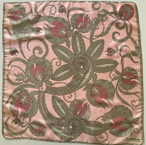 Pink stylised flower - b1, a
