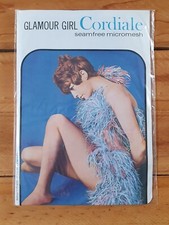 Vintage Glamour Girl Seamfree