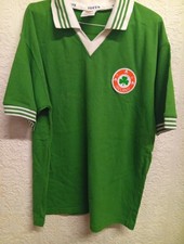 Republic Of Ireland National Football Retro Jersey Green Home New.