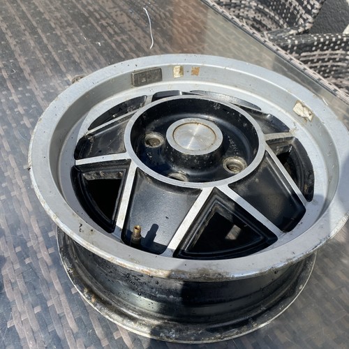 Triumph stag alloy - stag, wheel