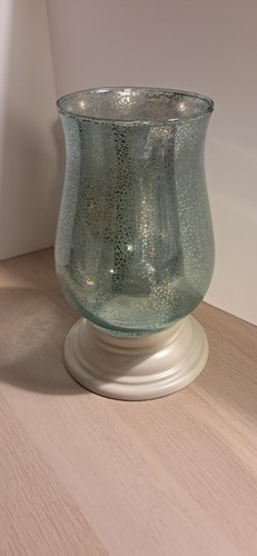Table center piece - center, with